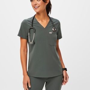 Figs Catarina One-Pocket Scrub Top - Bonsai